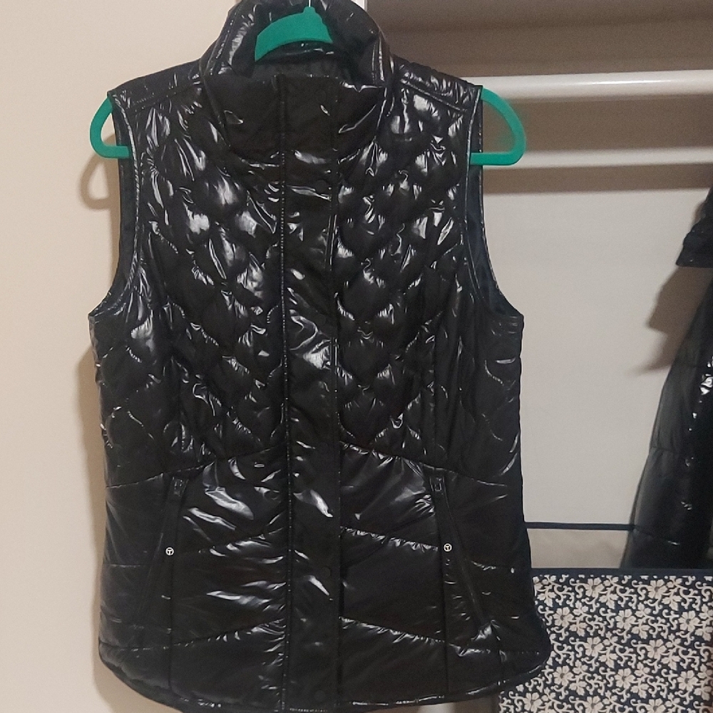 Talbots Glossy Black Puffer Vest